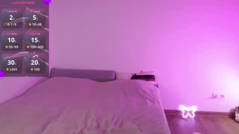 Lauren online show from 09/11/25, 05:57