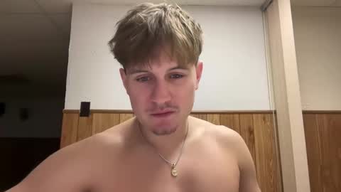 Snapshot of buzz5127 chatting on 01/07/26, 03:53 buzz5127 online show from 01/07/26, 03:53