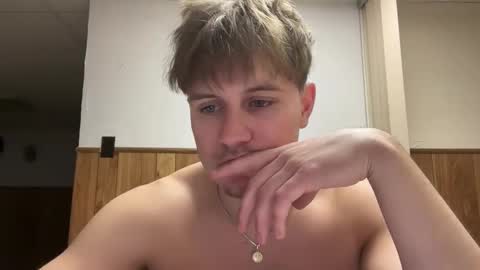 Snapshot of buzz5127 chatting on 01/14/26, 06:41 buzz5127 online show from 01/14/26, 06:41