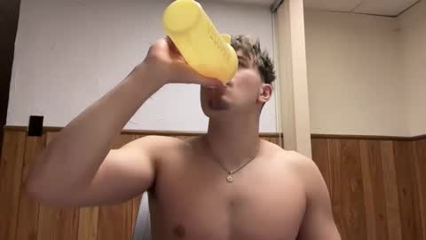 Snapshot of buzz5127 chatting on 02/03/26, 05:05 buzz5127 online show from 02/03/26, 05:05