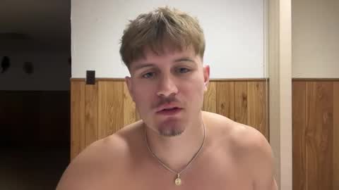 Snapshot of buzz5127 chatting on 02/21/26, 07:42 buzz5127 online show from 02/21/26, 07:42