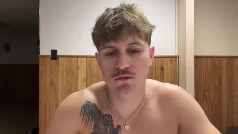 Snapshot of buzz5127 chatting on 03/12/26, 04:40 buzz5127 online show from 03/12/26, 04:40