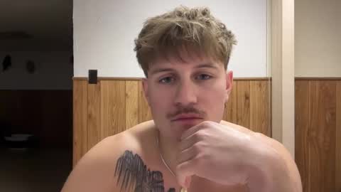 Snapshot of buzz5127 chatting on 03/13/26, 05:36 buzz5127 online show from 03/13/26, 05:36