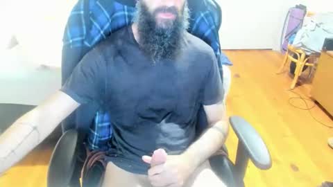 Snapshot of buzzcrash1 chatting on 03/12/26, 12:44 Buzz online show from 03/12/26, 12:44