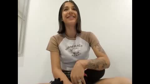 salome online show from 11/08/25, 02:23