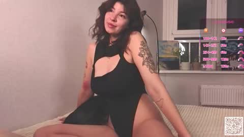 Kira online show from 12/14/25, 07:40