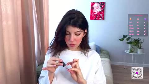 Kira online show from 02/10/26, 12:42