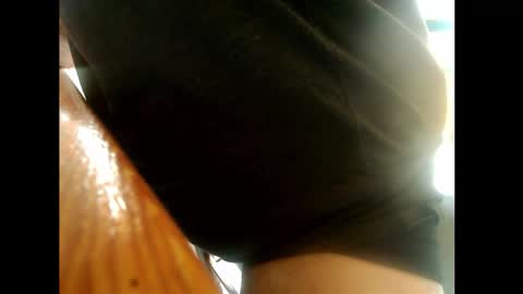 Snapshot of bzxxbzh chatting on 03/08/26, 03:27 bzxxbzh online show from 03/08/26, 03:27