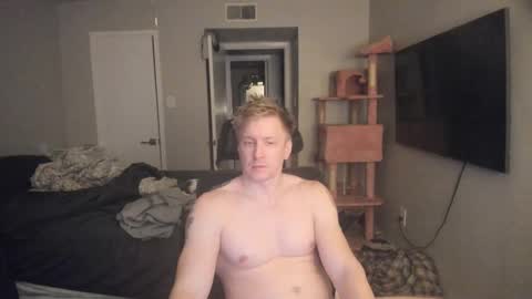 Snapshot of c00ki3m0nstr chatting on 11/26/25, 12:11 c00ki3m0nstr online show from 11/26/25, 12:11