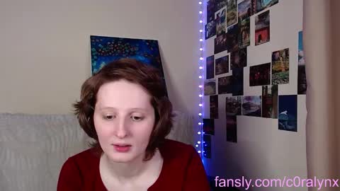 Snapshot of c0ralynx chatting on 03/04/25, 08:16 C0ralynx online show from 03/04/25, 08:16