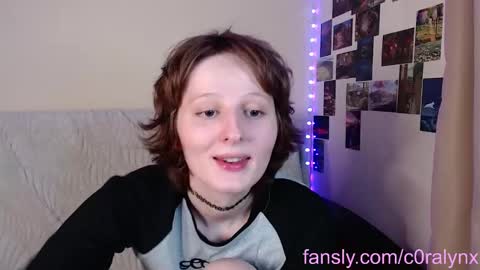 Snapshot of c0ralynx chatting on 03/09/25, 01:56 C0ralynx online show from 03/09/25, 01:56