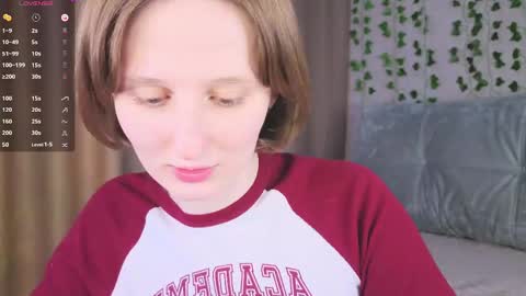 Snapshot of c0ralynx chatting on 04/29/26, 01:32 C0ralynx online show from 04/29/26, 01:32