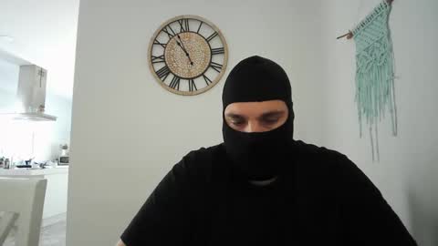 Snapshot of c66752837 chatting on 05/05/26, 08:55 clark kent online show from 05/05/26, 08:55