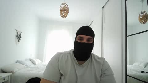 Snapshot of c66752837 chatting on 05/13/26, 08:34 clark kent online show from 05/13/26, 08:34