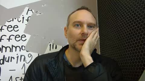 Snapshot of c78m chatting on 03/08/26, 02:04 Colin online show from 03/08/26, 02:04