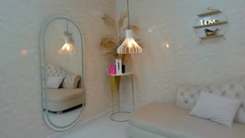 Snapshot of caamii_sweett chatting on 06/14/26, 02:24 Camii Sweet online show from 06/14/26, 02:24