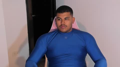 Snapshot of caballero_____ chatting on 12/20/24, 12:30 INSTAGRAM CABALLERO 1998 online show from 12/20/24, 12:30