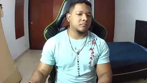 Snapshot of caballerozodi chatting on 10/02/25, 06:37 caballerozodi online show from 10/02/25, 06:37