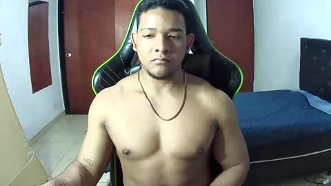 Snapshot of caballerozodi chatting on 10/16/25, 08:15 caballerozodi online show from 10/16/25, 08:15