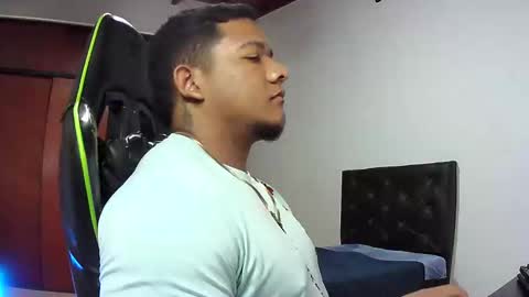 Snapshot of caballerozodi chatting on 11/07/25, 07:36 caballerozodi online show from 11/07/25, 07:36