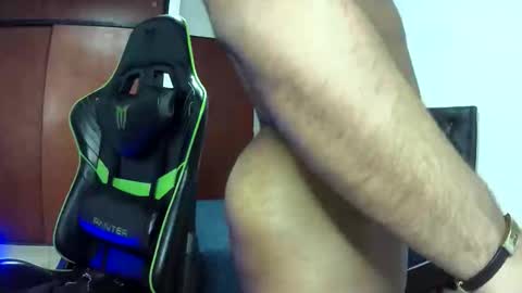 Snapshot of caballerozodi chatting on 11/08/25, 03:12 caballerozodi online show from 11/08/25, 03:12