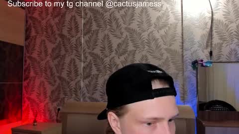 Snapshot of cactusjames_69 chatting on 10/31/25, 06:53 James online show from 10/31/25, 06:53