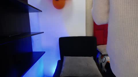 Cady online show from 10/25/25, 08:14