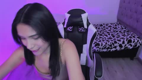 caelisse_cb online show from 12/02/25, 02:23