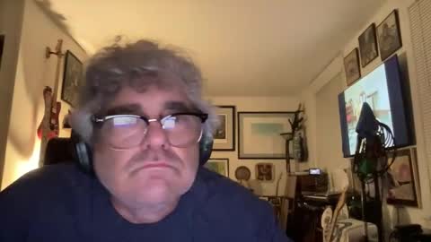 Snapshot of cafeespresso chatting on 02/14/26, 08:00 cafeespresso online show from 02/14/26, 08:00