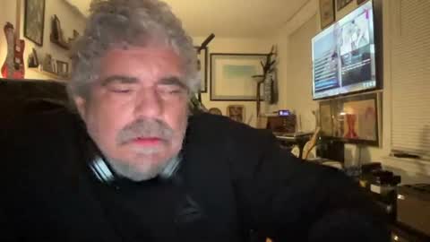 Snapshot of cafeespresso chatting on 03/25/26, 03:23 cafeespresso online show from 03/25/26, 03:23