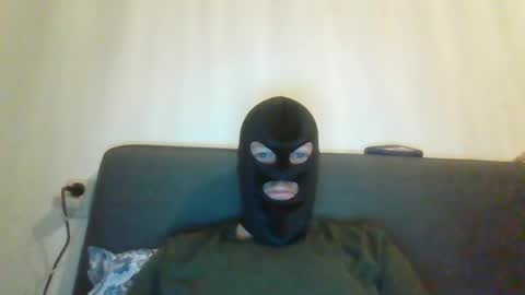 Snapshot of cagegag31 chatting on 12/21/25, 07:48 cagegag31 online show from 12/21/25, 07:48