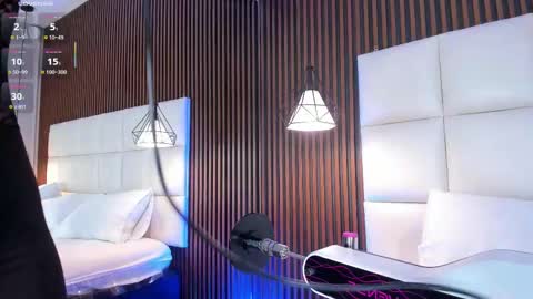 CailynBrown online show from 11/13/25, 04:44