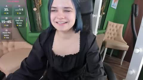 Gina online show from 11/18/25, 09:58