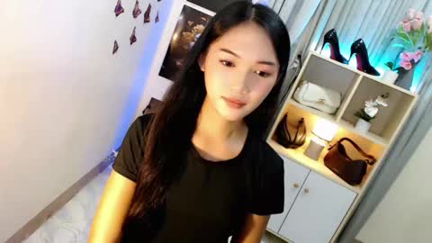 caitlin online show from 10/25/25, 12:02