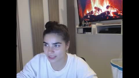caitlingomez0 online show from 05/04/26, 11:28
