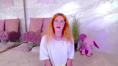 Caitlin online show from 09/09/25, 03:50