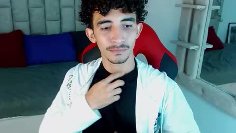 Snapshot of caius_fox chatting on 01/07/26, 11:34 caius online show from 01/07/26, 11:34