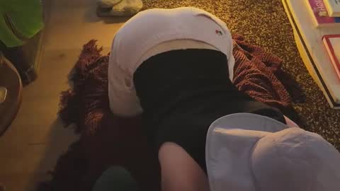 Snapshot of caked_up chatting on 12/04/25, 02:21 Caked Up online show from 12/04/25, 02:21