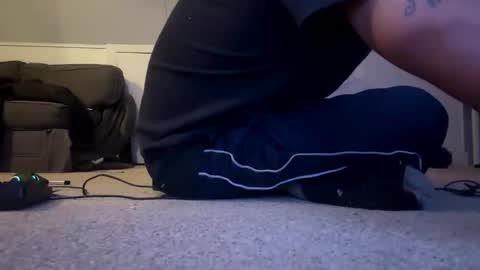 Snapshot of cakezoverfakez chatting on 11/14/25, 06:01 longjohns online show from 11/14/25, 06:01