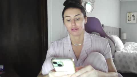 The Cali Cambri online show from 02/10/25, 04:58