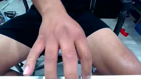 Snapshot of caliexotic4200 chatting on 03/23/26, 05:50 Come and play online show from 03/23/26, 05:50