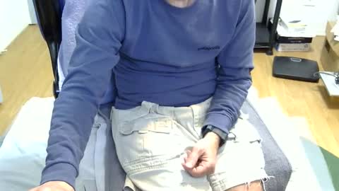 Snapshot of califun4u chatting on 01/10/26, 12:23 califun4u online show from 01/10/26, 12:23