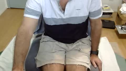 Snapshot of califun4u chatting on 01/11/26, 11:32 califun4u online show from 01/11/26, 11:32