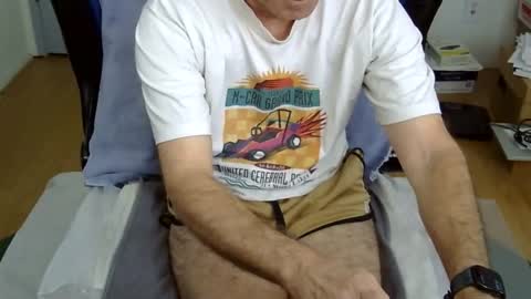 Snapshot of califun4u chatting on 02/01/26, 05:44 califun4u online show from 02/01/26, 05:44