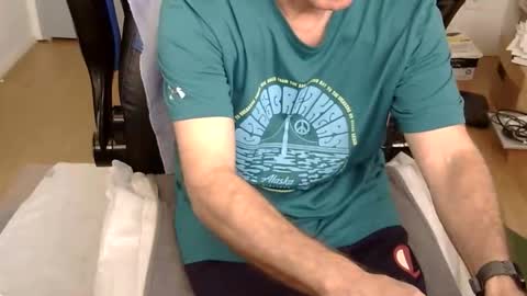 Snapshot of califun4u chatting on 02/11/26, 07:41 califun4u online show from 02/11/26, 07:41