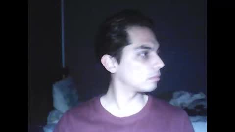 Snapshot of caligula_99 chatting on 01/18/26, 04:05 Calgula online show from 01/18/26, 04:05