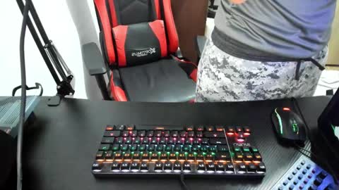 calihotcaliente27 online show from 02/19/25, 10:56