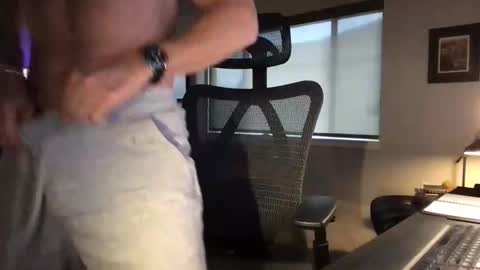 Snapshot of calirsedmo chatting on 11/29/25, 07:28 calirsedmo online show from 11/29/25, 07:28