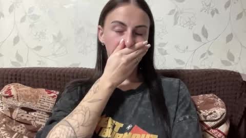 Anna online show from 10/14/25, 09:04