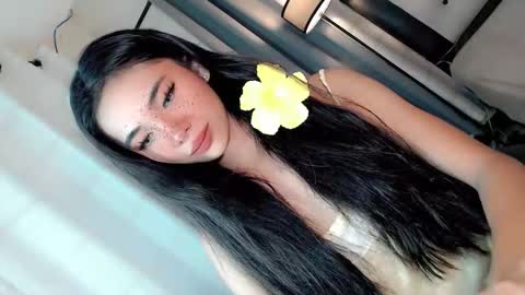 Snapshot of call_me_nina chatting on 05/31/26, 02:09 call_me_nina online show from 05/31/26, 02:09